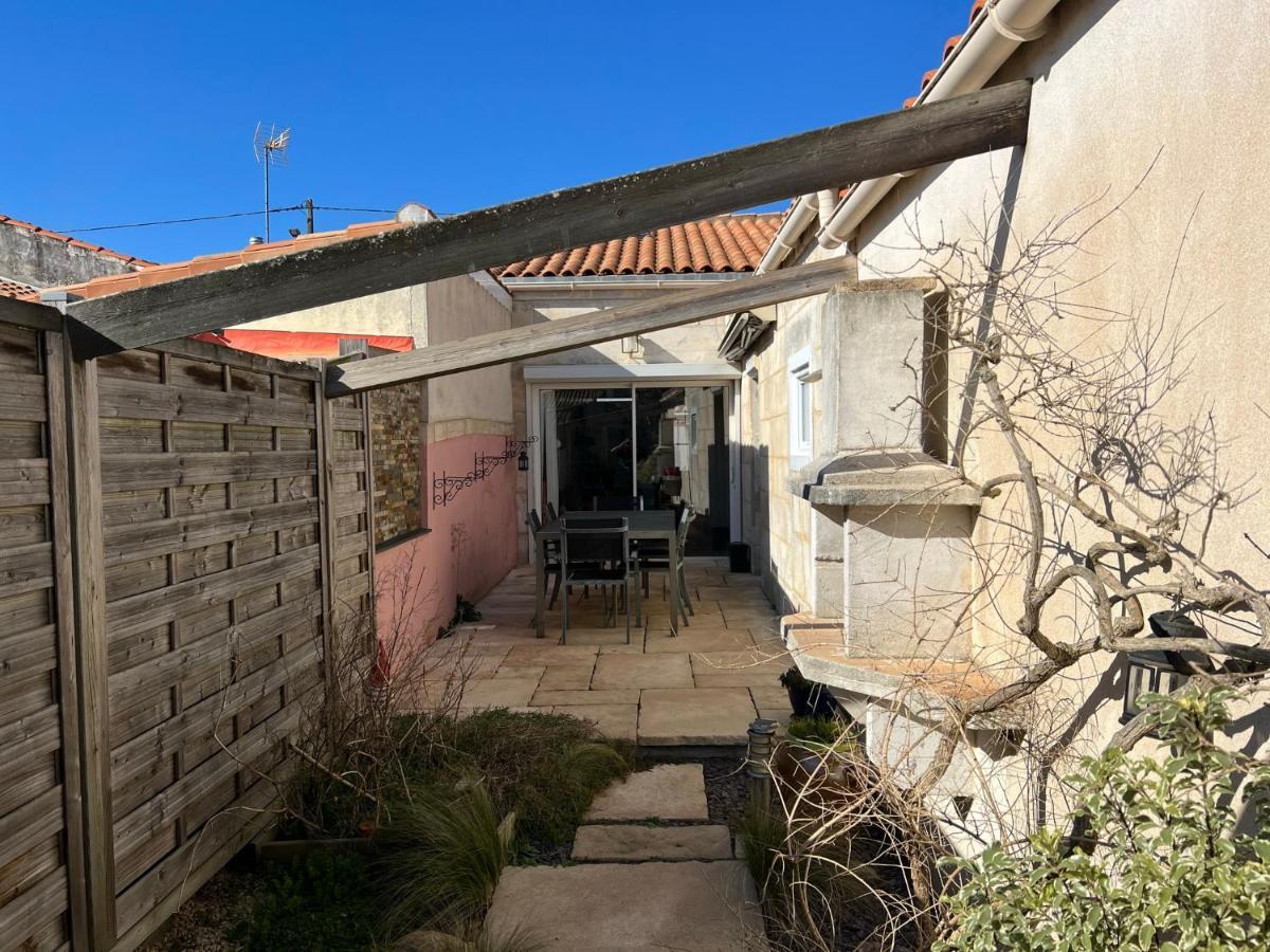 Maison Avec Jardin Et Garage Рошфор Екстер'єр фото